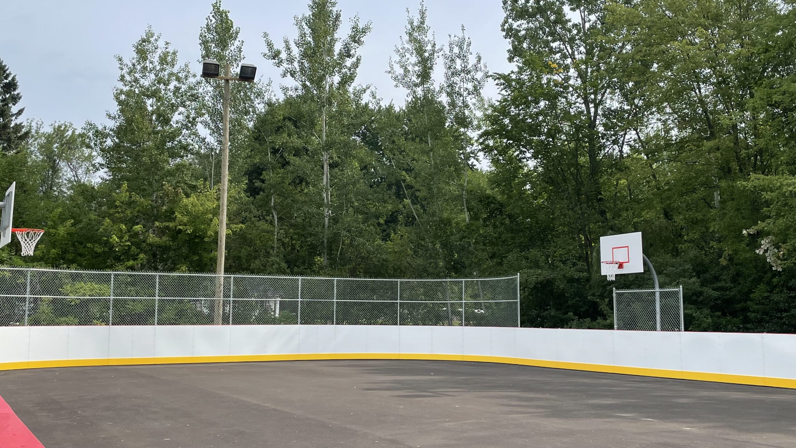 Patinoire multisports